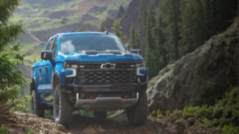 صور.. شفروليه تزيح النقاب عن نسختها الجديدة من Silverado للطرق الوعرة