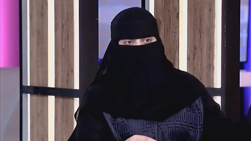 أخصائية: سباقات الفروسية خطرة جدا وتسبب إصابات الرأس والظهر والنخاع الشوكي(فيديو)