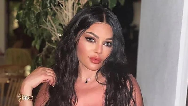 هيفاء وهبي تبهر جمهورها بلوك غريب  