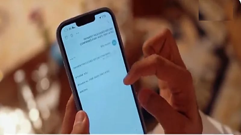 شاب يقع في فخ الاحتيال المالي عبر الروابط المشبوهة.. فيديو