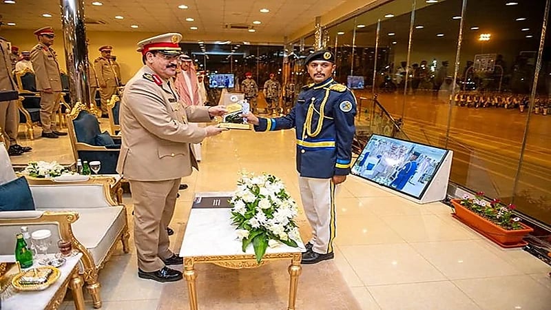 حرس الحدود يحتفي بتخريج 18 متدرباً من دورة تطوير العمليات القياسية لشبكة تبادل المعلومات