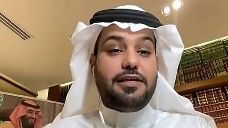 محامي يكشف عن آليات ضوابط إيقاف الخدمات .. فيديو