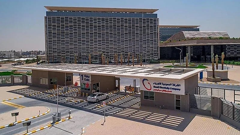 السعودية للكهرباء تغلق تمويل لمشروعي الإنتاج المستقل طيبة 1 والقصيم 1