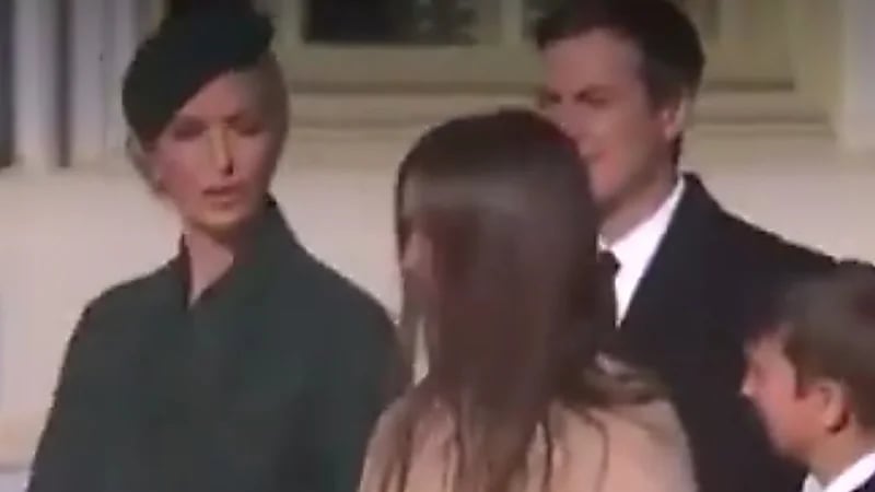 وصول ايفانكا ترامب لحفل تنصيب والدها ..فيديو