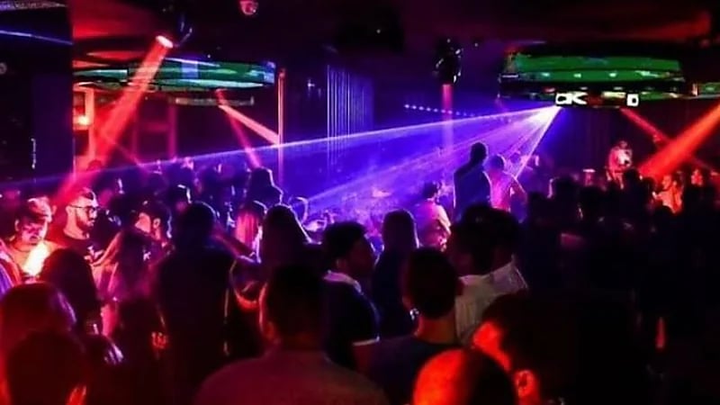 حملة أمنية تُداهم ملهى ليلي في مصر