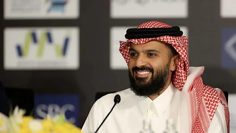 الحائلي يتكفل بجزء من تذاكر الاتحاد أمام الأهلي