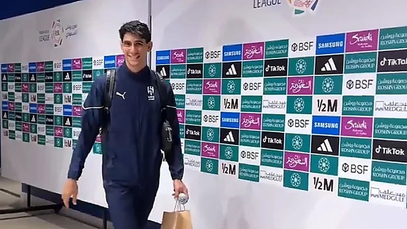 بونو يعتذر للإعلاميين: ما أقدر صوتي راح في المباراة .. فيديو