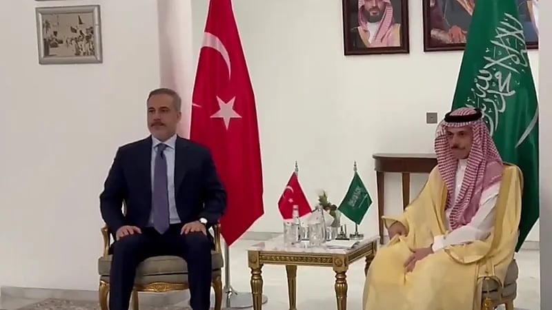 وزير خارجية المملكة ونظيره التركي يترأسان اجتماع مجلس التنسيق المشترك للبلدين .. فيديو