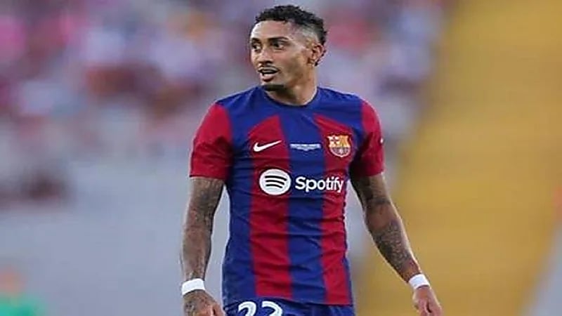 برشلونة يمدد عقد رافينيا حتى 2028 بعد موسم استثنائي