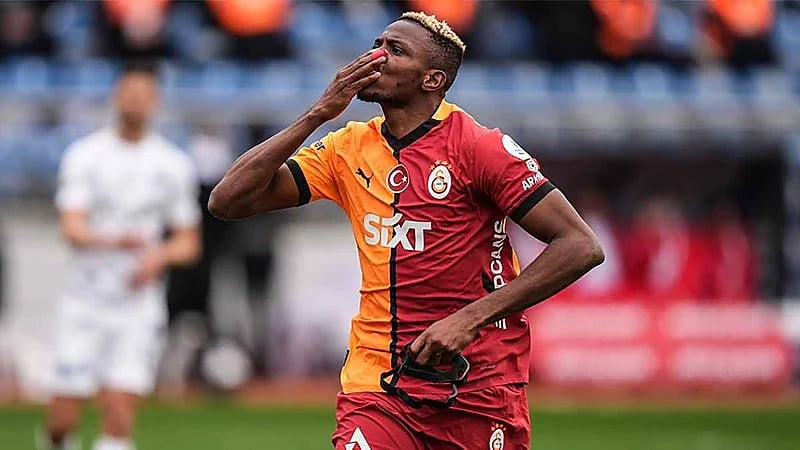 النصر يسعى لحسم صفقة أوسيمين .. فيديو