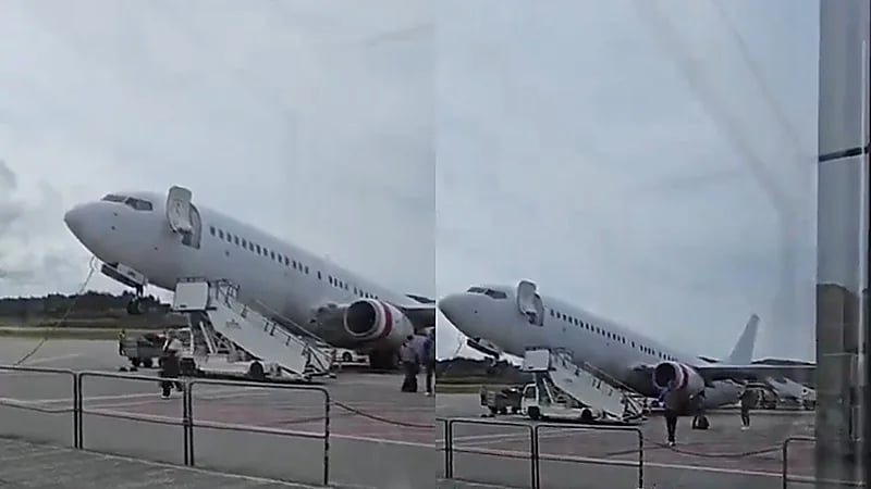 ميلان طائرة من طراز B737-800 أثناء إنزال الركاب في مطار هاوغسوند .. فيديو