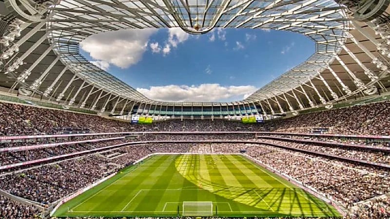 شركتان سعوديتان تتنافسان للفوز بحقوق تسمية ملعب توتنهام