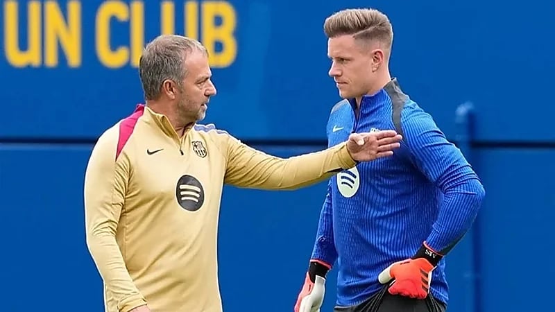 فليك لـ شتيغن: لست الحارس الأساسي في برشلونة