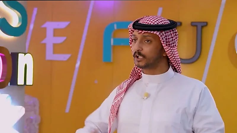 رجل أعمال يروي تجربة قاسية مع عامل مخالف ..فيديو