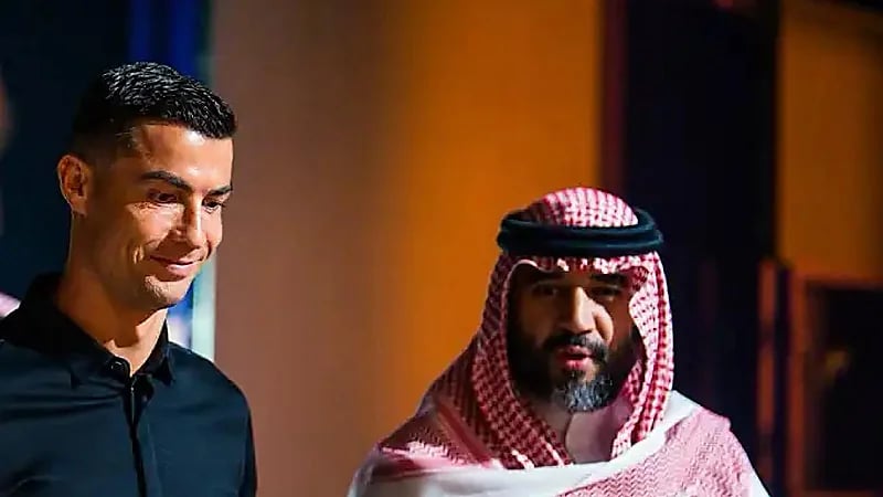 تعليق رونالدو بعد تعيينه سفيرًا لكأس العالم للرياضات الإلكترونية ..صور