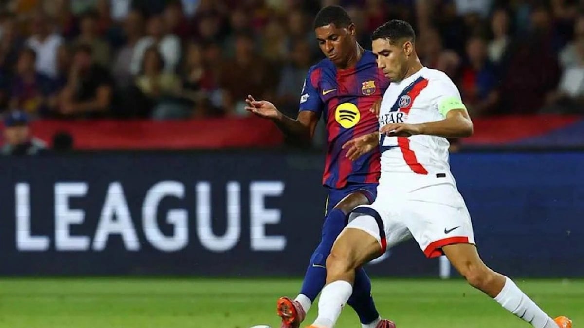 أشرف حكيمي يثير الجدل بعد استفزاز مدرب برشلونة .. فيديو