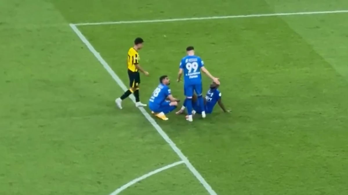 إصابة حسان تمبكتي بعد نهاية الكلاسيكو .. فيديو