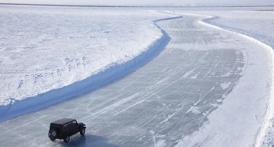 طرق شديدة الخطورة تضرب بقواعد المرور عرض الحائط
