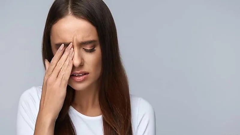 أبرز الإسعافات الأولية عند إصابة العين بمادة كيميائية