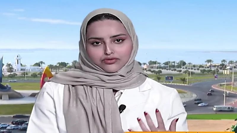 بالفيديو.. "مختصة" توضح أسباب الإصابة بمرض الثعلبة وطرق العلاج