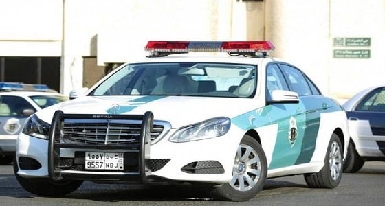 مرور مكة: الإطاحة بمفحط الـ " فورد موستنج " أمام مدرسة