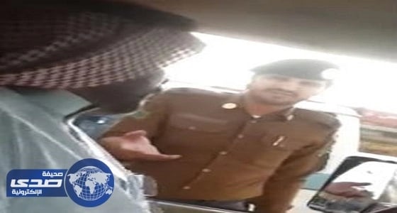 القبض على مواطن اتهم «مرور طريب» بالاستعانة بسائقي السطحات لتنظيم حركة السير