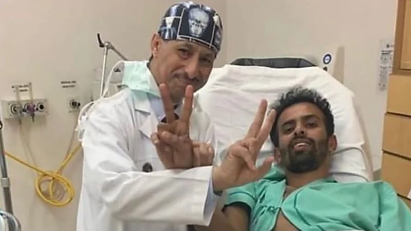 المواطن المصاب إثر سقوطه بحفرة في تايلاند يستكمل علاجه بالمملكة