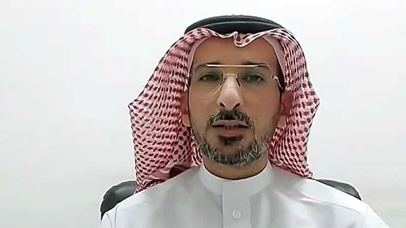 مستشار تسويق يكشف هل ترخيص التخفيضات يعفي المنشآت من الالتزام بالاستبدال .. فيديو