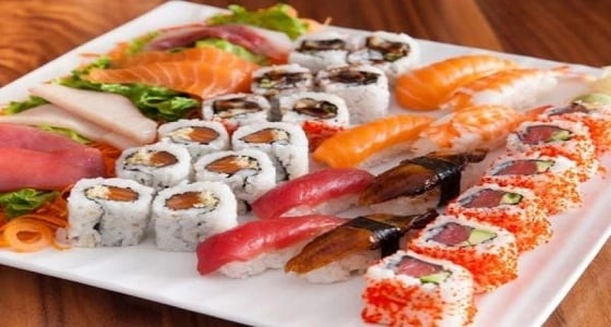 العثور على دودة شريطية طولها متر ونصف داخل جسم رجل