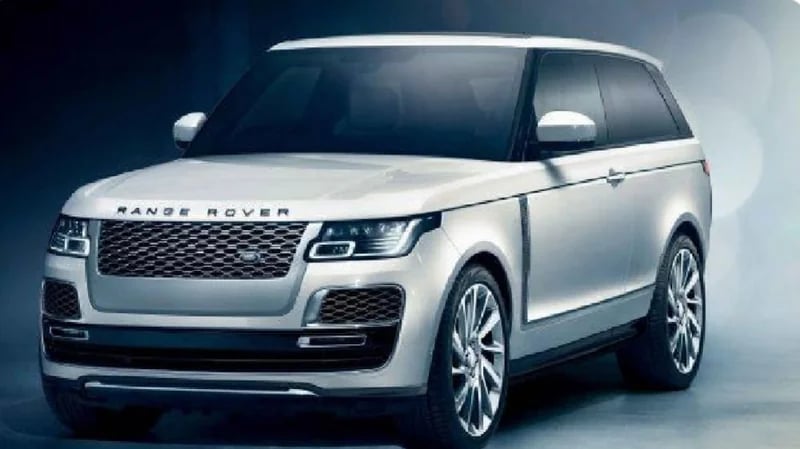 سيدة تقاضي زوجها بسبب سيارة رينج روفر