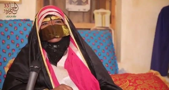 بالفيديو.. ملابس عمرها 200 سنة تحاك بطريقة تجعلها لاتبلى بـ " الجنادرية 33 "