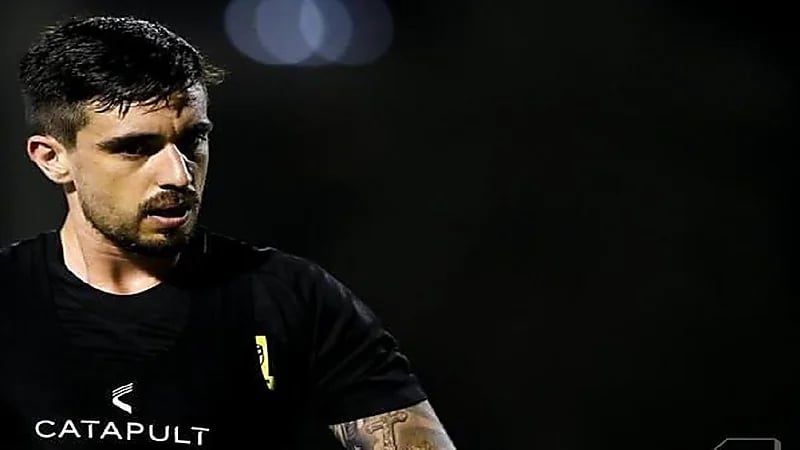 محترف الاتحاد يكشف عن رأيه في كاريلي وكونترا