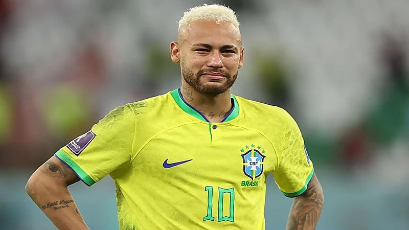 شاهد .. بكاء نيمار وحسرة لاعبي البرازيل بعد خسارتهم أمام كرواتيا