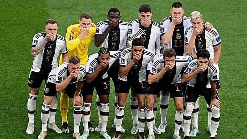 استحقوا الخسارة..هجوم ضد منتخب ألمانيا لتركيزهم على شارة المثليين بدل التدريبات