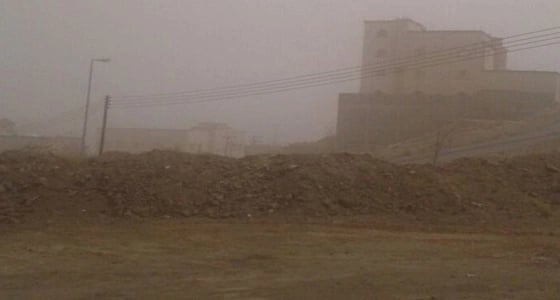 كلية العلوم بظهران تخلي 1270 طالبة بسب موجة الغبار