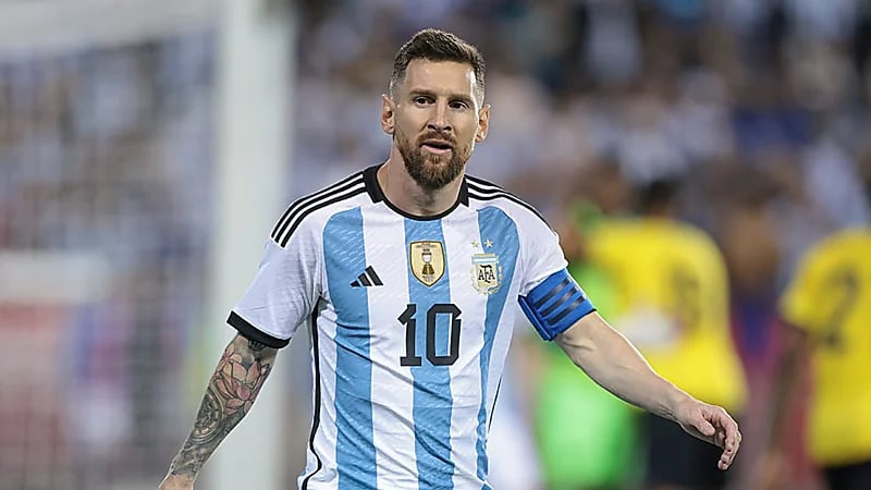 قلق بشأن ميسي قبل لقاء الأخضر والأرجنتين