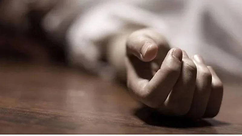 ثلاثة شبان ينهون حياتهم بعد يوم من انتحار شقيقهم