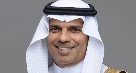 وزير النقل يتفقد مطارات الدمام ويقف على قرية الشحن