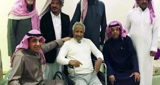 زيارة تعكس مشاعر الود بين النصراويين ولاعب الهلال السابق