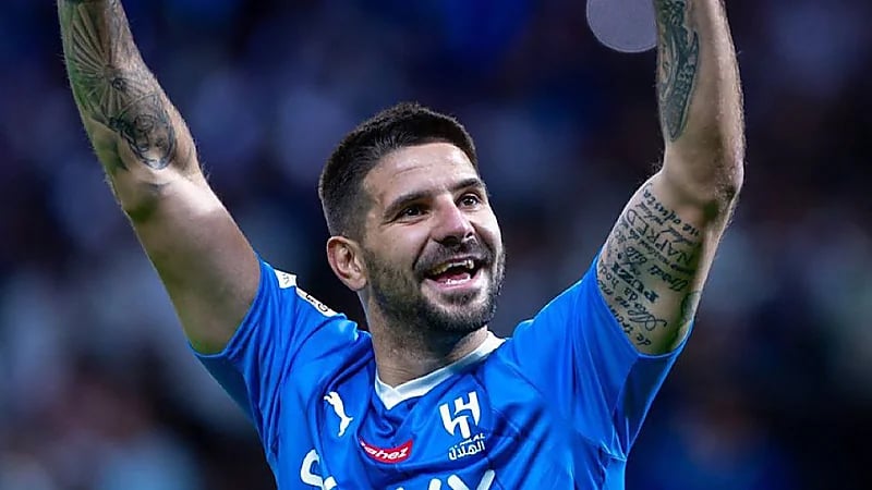 ابن ميتروفيتش يخطف الأنظار بطقم الهلال .. صور