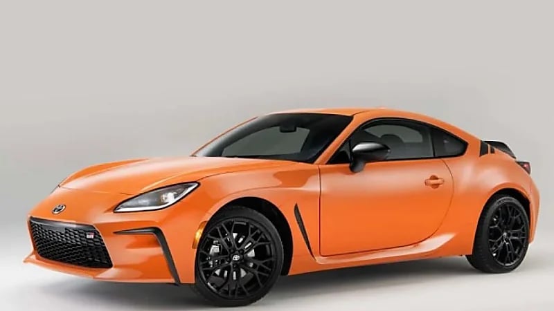 بالصور.. تويوتا تصدر سياراتها Special Edition موديل 2023 الجديدة