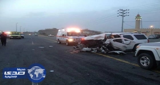 مصرع شخصين وإصابة 8 آخرين إثر حادث مروري برنية