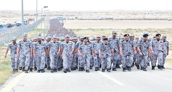 بالصور.. انطلاق " السير الطويل " في كلية الملك فهد الأمنية