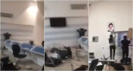 بالفيديو.. تدمير المتظاهرين لأحد مقرات الحرس الثوري بإيران