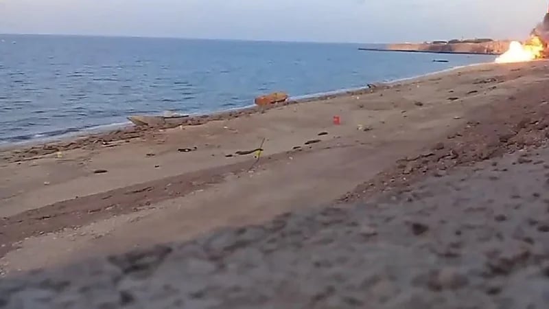 فيديو مسرّب يظهر استخدام الحرس الثوري "المؤثرات السينمائية" أثناء مناورات مزعومة