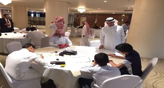 60 طالبا من 18 إدارة تعليمية في منافسات المشروع الوزاري " الخط العربي والزخرفة الإسلامية "