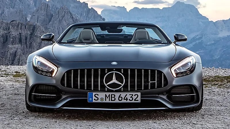 بالصور.. السيارات الأسرع في المملكة