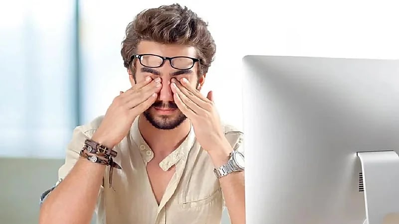 بالفيديو.. نصائح للحد من إجهاد العين
