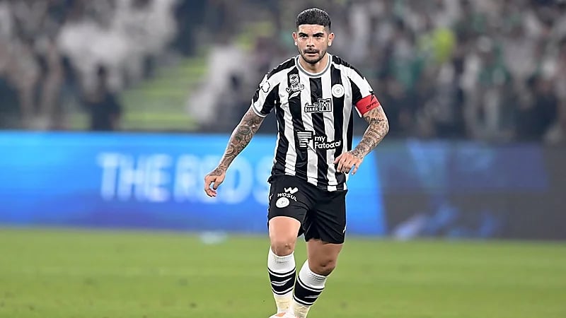 بانيغا ينتظر موافقة الشباب للرحيل