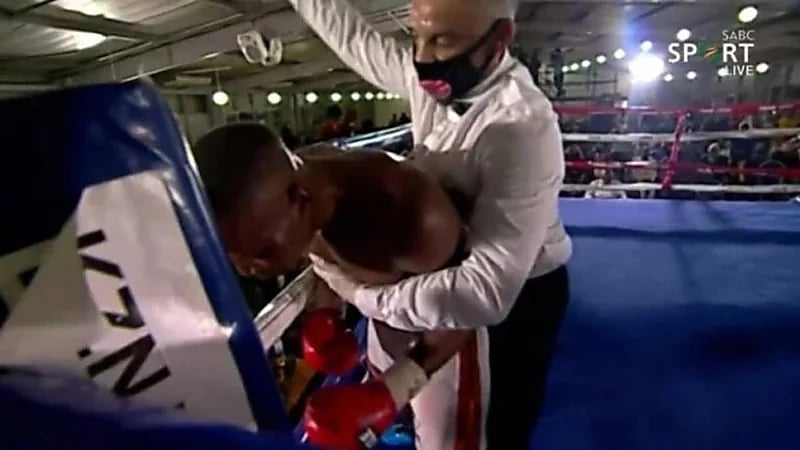 ملاكم يهدد بالانتحار بعد تسببه بوفاة منافسه 